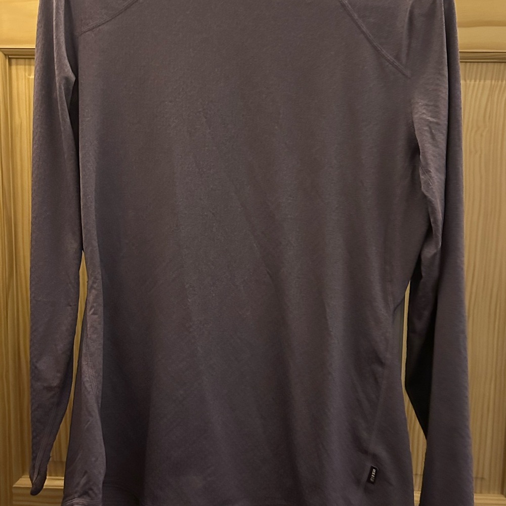 REI Women's Long Sleeve‎ Gray Tee